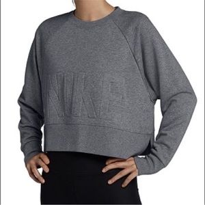 Nike Versa Crew Cropped Sweatshirt